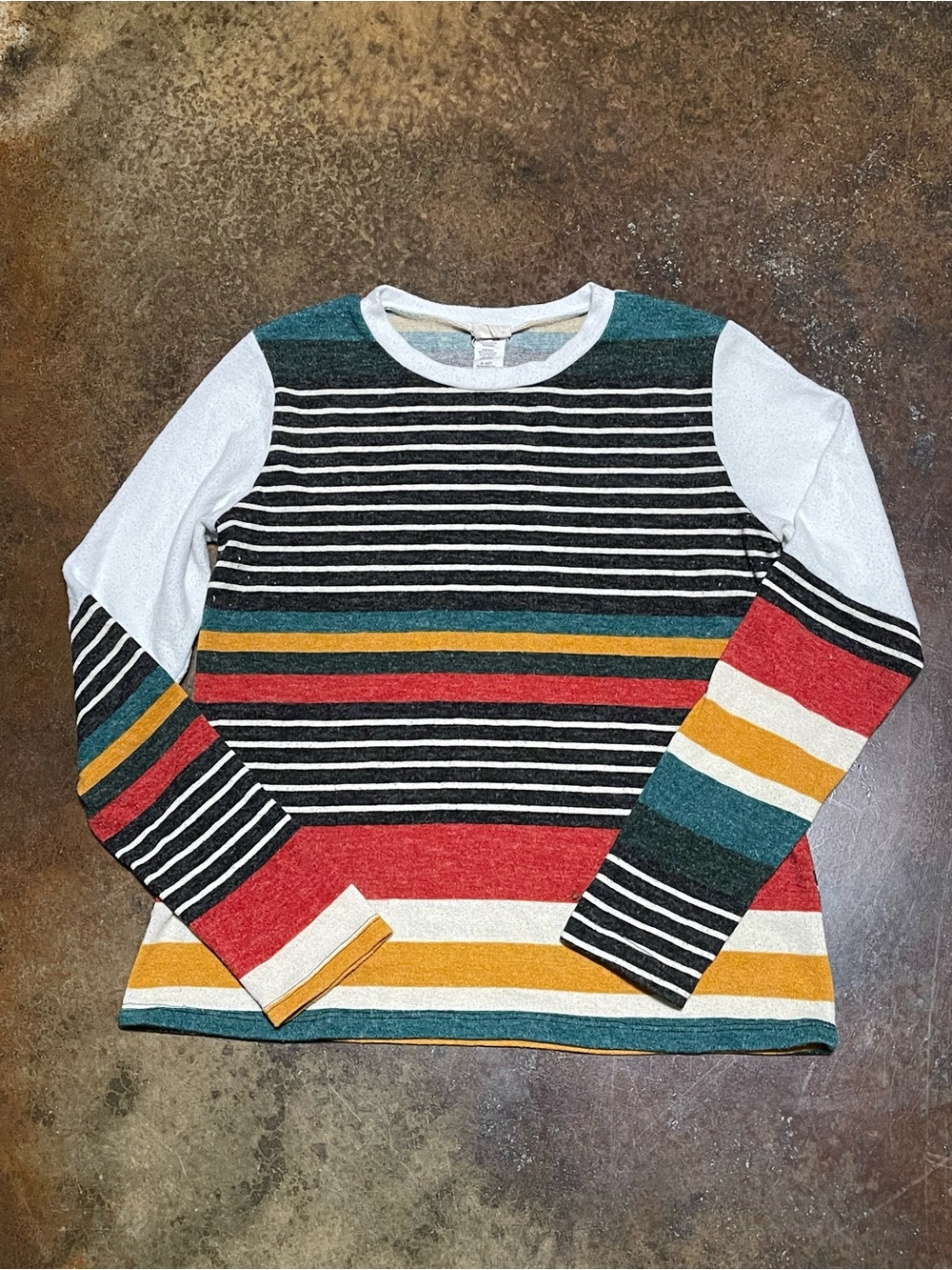 Lovely Melody Multicolor Long-Sleeve Crewneck Top